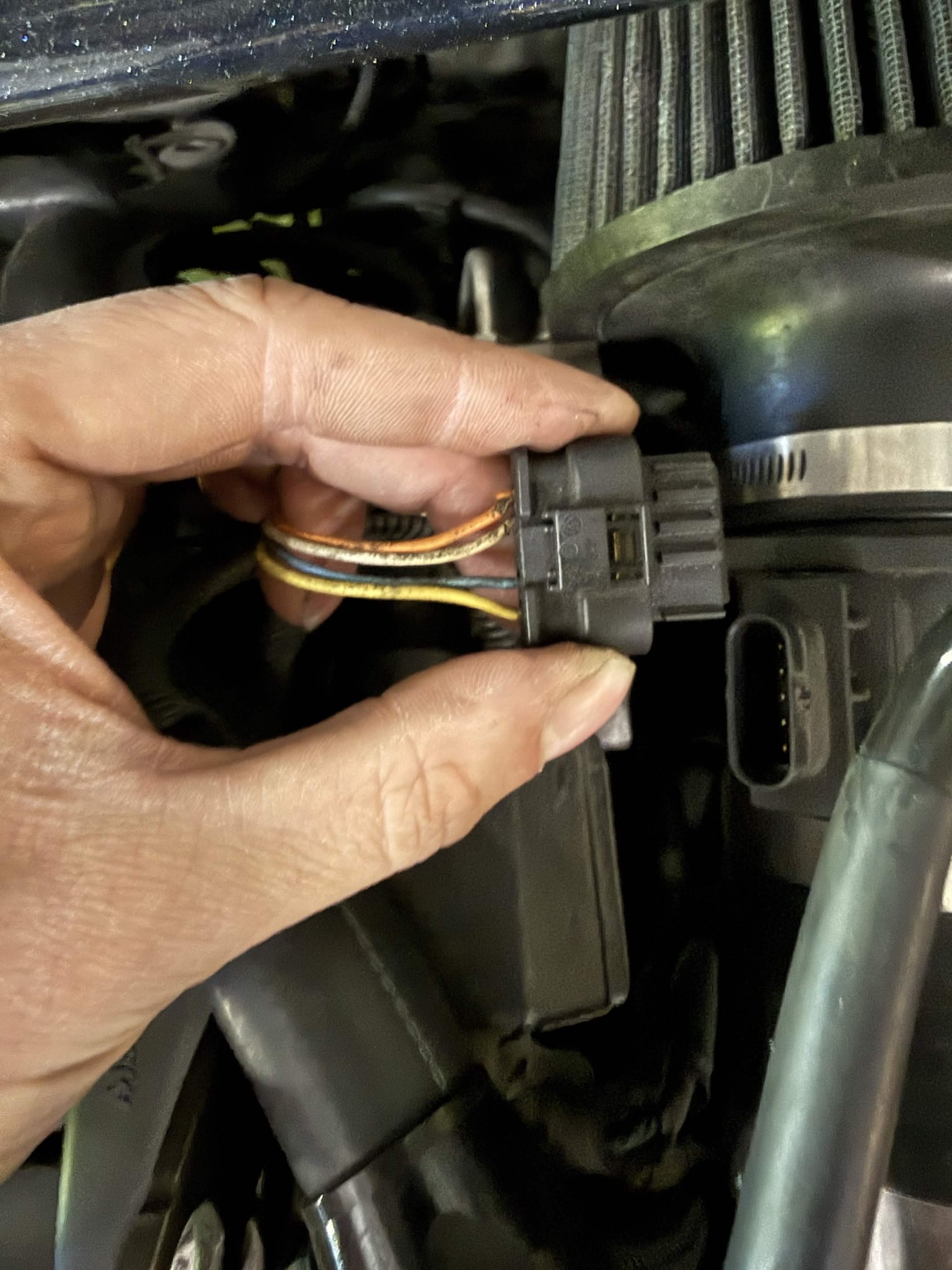 Electrical connector before repair